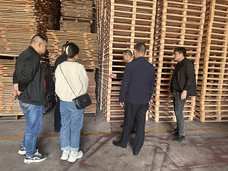 內(nèi)蒙古 XX 物流有限公司（張經(jīng)理、王工程師）?