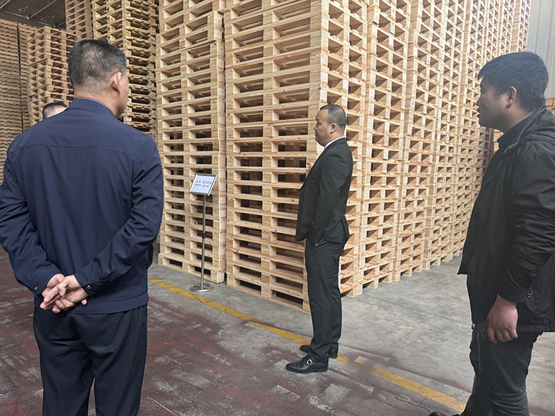 內(nèi)蒙古 XX 物流有限公司（張經(jīng)理、王工程師）?